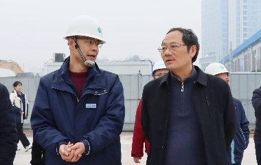 靠前服務(wù)強保障?政企協(xié)同促發(fā)展|南溪區(qū)副區(qū)長向冰率隊赴遠(yuǎn)東股份宜賓智能產(chǎn)業(yè)園開展專項調(diào)研